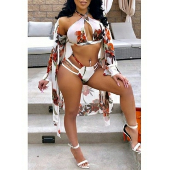 Women two piece - Picture 1 of 1